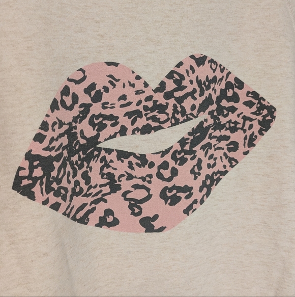 Wildfox Leopard Kiss Lips Print - Picture 5 of 7
